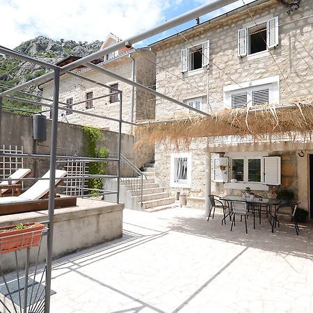 Stone House Dragutinovic Apartment Kotor Exterior foto