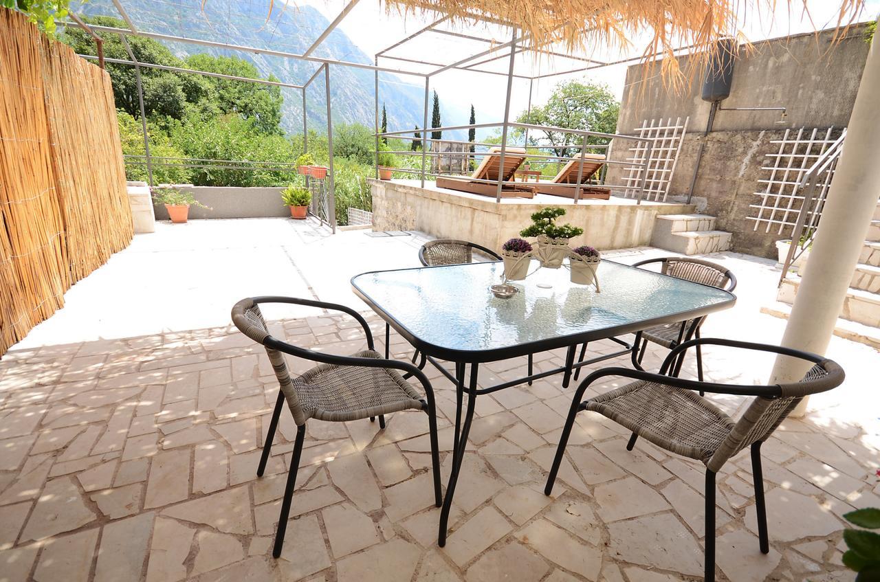 Stone House Dragutinovic Apartment Kotor Exterior foto