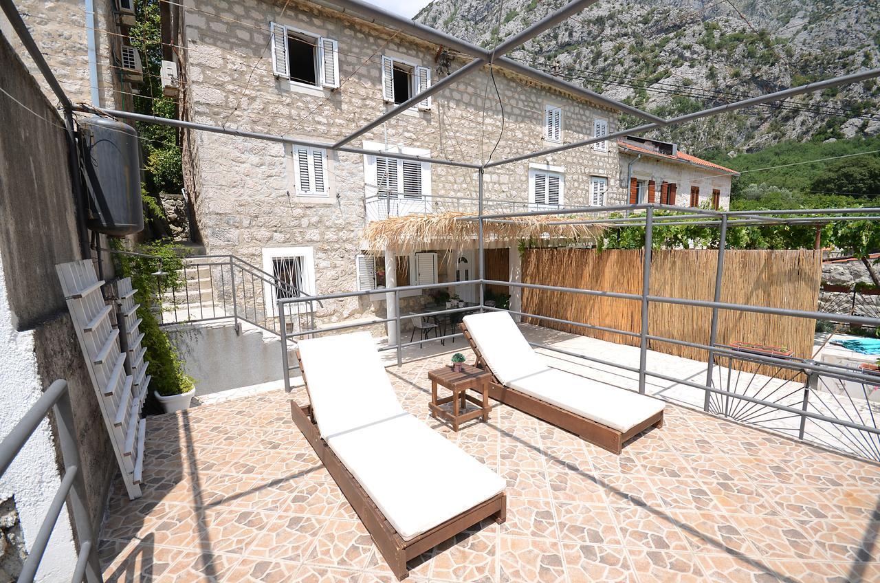 Stone House Dragutinovic Apartment Kotor Exterior foto