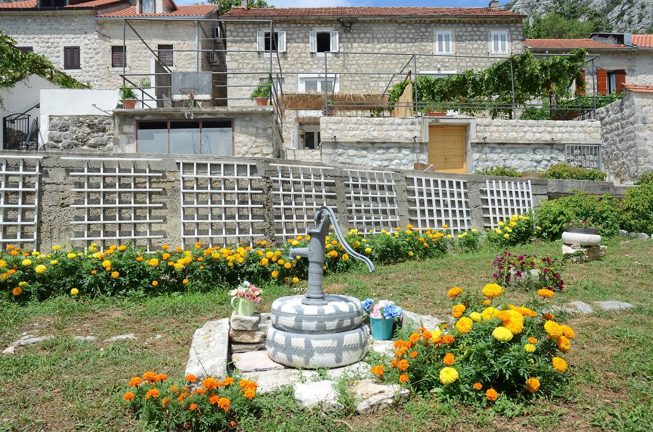Stone House Dragutinovic Apartment Kotor Exterior foto