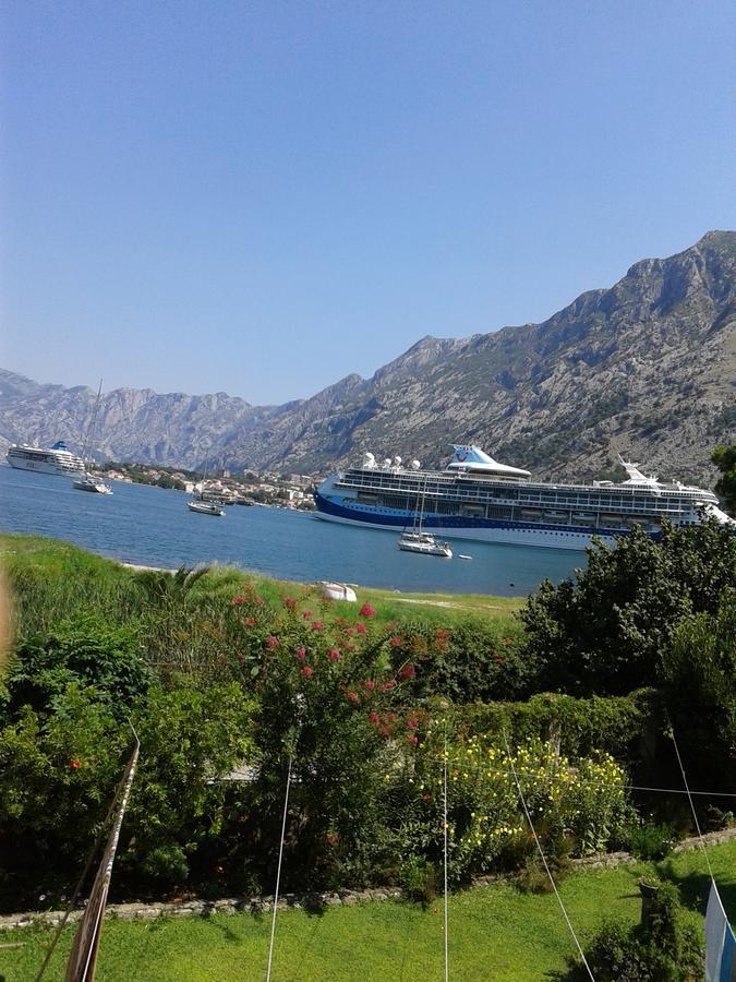 Stone House Dragutinovic Apartment Kotor Exterior foto